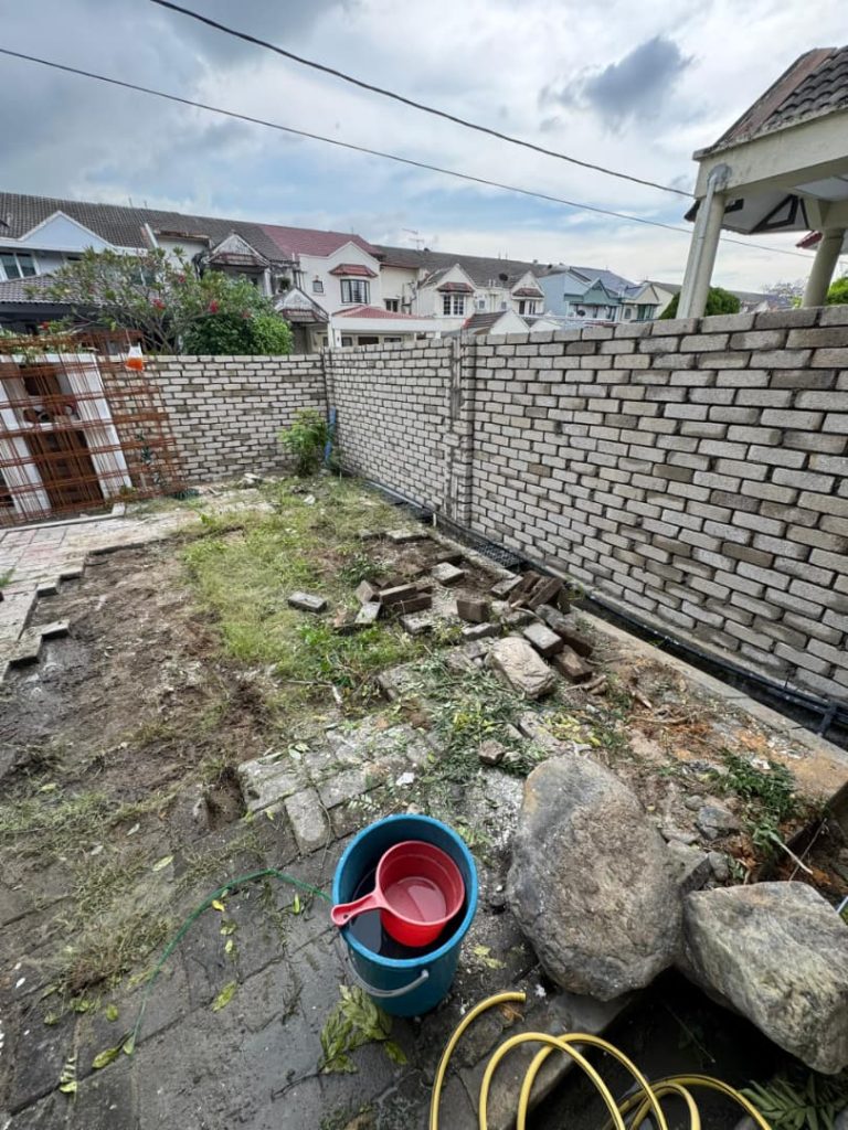 Brickwork & Concrete Flooring before renovation